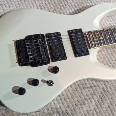 Yamaha RGX620S Electric Guitar - 80s/90s - Iridescent White