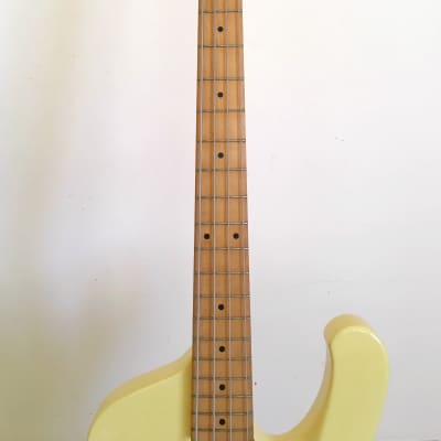 GRASSROOTS (ESP) Noisy Signature 3-pickup bass | Reverb