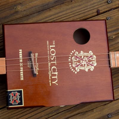 Cigar box guitar, 3-string guitar, cbg image 3