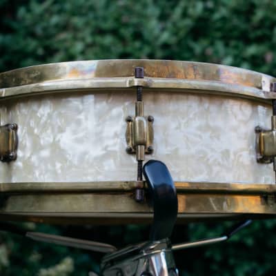 Vintage 1920s Leedy 'Full Dress' 14x4 Snare Drum in White Marine Pearl image 2