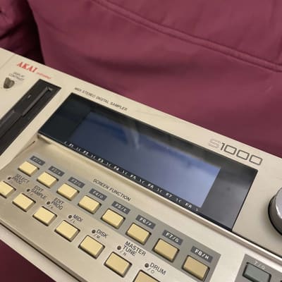 Akai S1000 + Mutech 8Mb Expansion Card