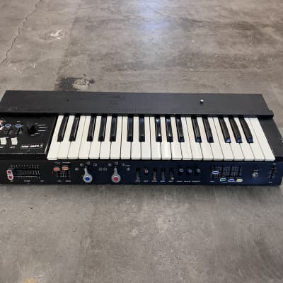 Korg / Univox Korg 700s / K2 / minikorg 2