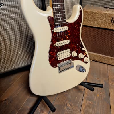 Fender Deluxe Stratocaster - Olympic Pearl for sale