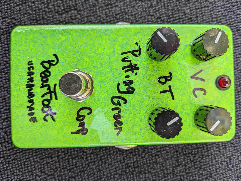 Bearfoot FX Putting Green Compressor - ( Inspired by Pale Green ) 2021