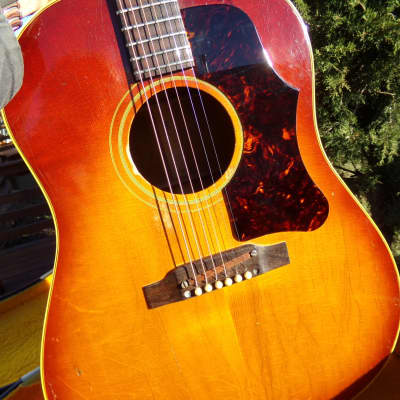 1965 Gibson J-45 - Cherry-red dark sunburst, fully original, good condition image 1