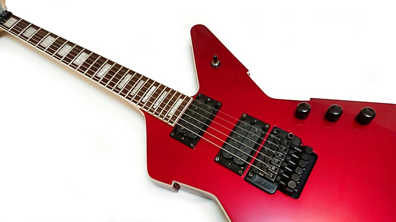 PEAVEY ROTOR EXP Floyd Rose in Candy Apple Red + Explorer