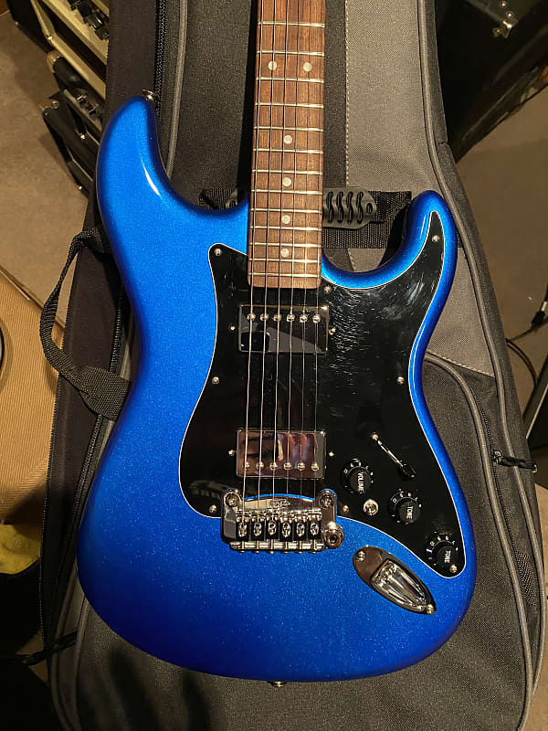 G&L USA Legacy HH Build To Order 2023 weighs only 8 lbs 1oz Electric  Blue~This just has the feel, sound and MoJo!