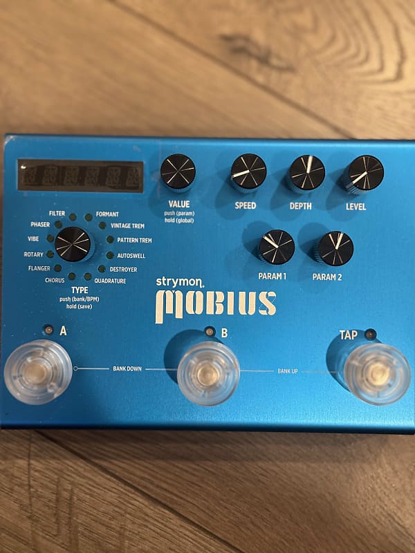 Strymon Mobius