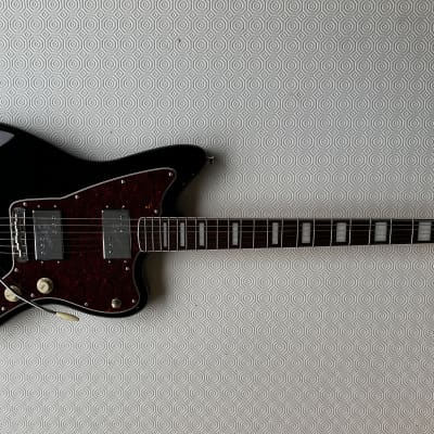 Fender LIMITED EDITION MADE IN JAPAN TRADITIONAL '60S Fender LIMITED EDITION MADE IN JAPAN TRADITIONAL '60S