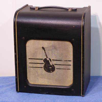 BEAUTIFUL! VINTAGE 1950 HARMONY 6V6 TUBE AMPLIFIER MODEL 8418 T.H.C. AMP REAL DEAL! for sale