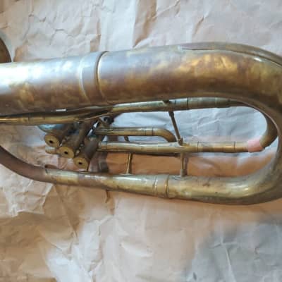 Conn brass baritone horn, USA, Fair condition, with mouthpiece image 7