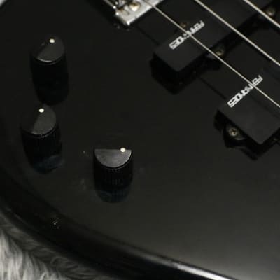 1990's made Fernandes Revolver series Electric Bass FRB-60