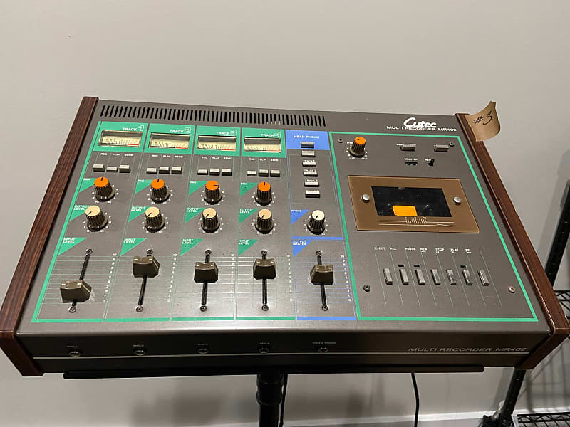 MULTI RECORDER MR402 デジタルマルチトラックレコーダー