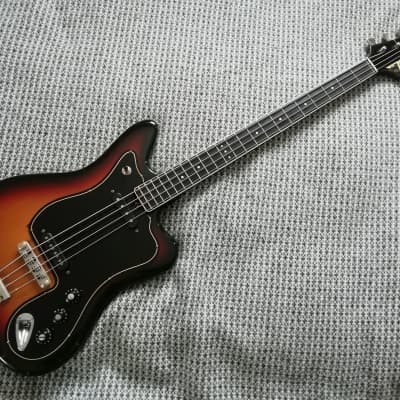 Musima de Luxe 25b 1970s 3 Tone Sunburst  Jaguar bass variation image 2