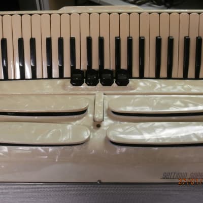 Settimio Soprani Coletta piano accordion 120 bass mod 703/78-- 1965-1975 Cream marble image 9