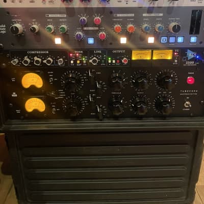 Amek 9098CL Dual Channel Compressor Limiter - Gearspace