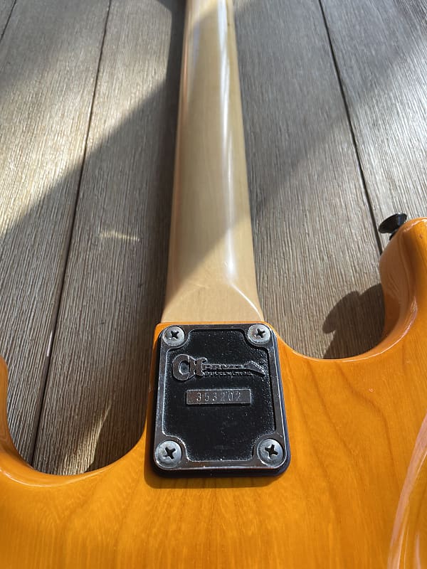 【日本製】　シャーベル　STモデル 1987 Charvel Model6 Kahler Pro Ferrari Red / Neck Thru