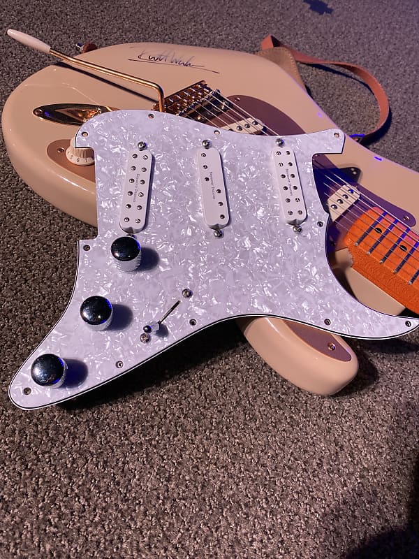 920D Custom Seymour Duncan Everything Axe Loaded Strat | Reverb
