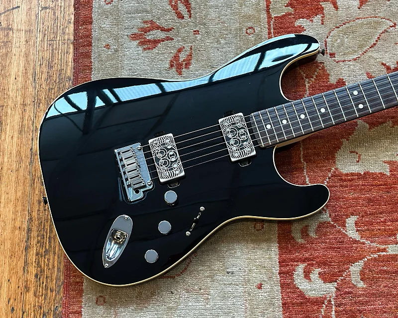 Fender MIJ Modern Stratocaster HH | Reverb Canada