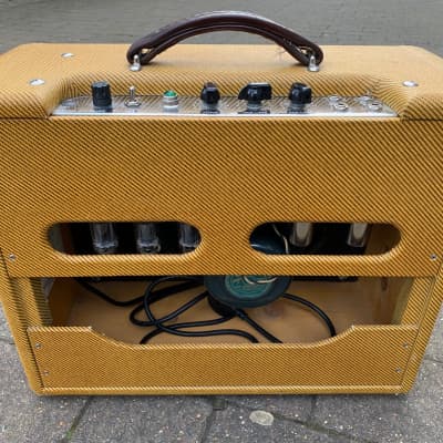Victoria Amplifier 20112 112 Combo with Jensen P12N Speaker ~ Secondhand for sale