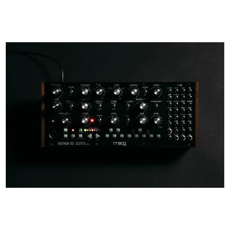 Photos - Synthesizer Moog Mother-32 new 