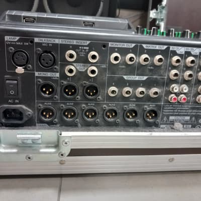 YAMAHA MGP32X Mixer 32 Canali con Case Rigido image 3