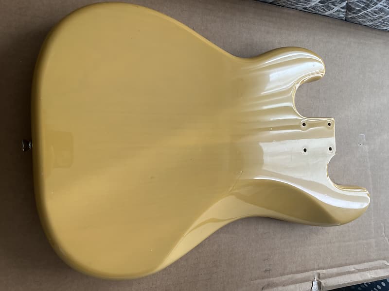 Fender Modern Player Tele Bass Body