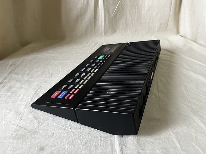 Yamaha RX17 Digital Rhythm Programmer Drum Machine New