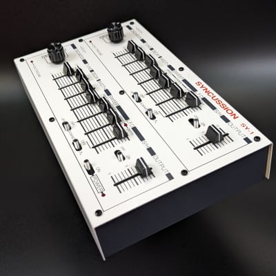 Michigan Synth Works SY-1 Analog drum Synthesizer - MIDI image 2