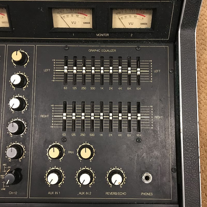 Yamaha EM 300 Mixer Black | Reverb