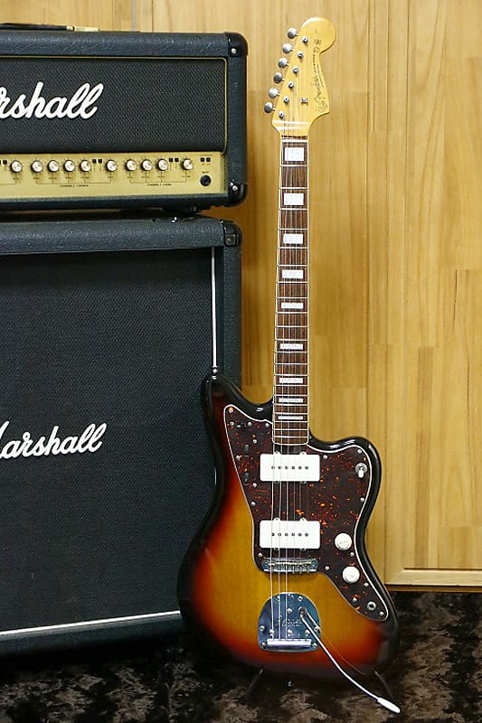 Rare Model Fender Japan '66 reissue JAZZMASTER JM66B Alder body Cratfed in  Japan