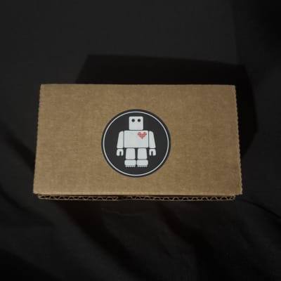 Intellijel Outs BRAND NEW Stereo Line Out / Headphones Eurorack Synth Module - White image 3