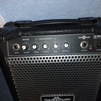 Gear4music Bass amp 15 watt for sale