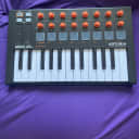 Arturia MiniLab MkII Orange Edition 25-Key MIDI Controller 2020 - Present Orange Edition LN