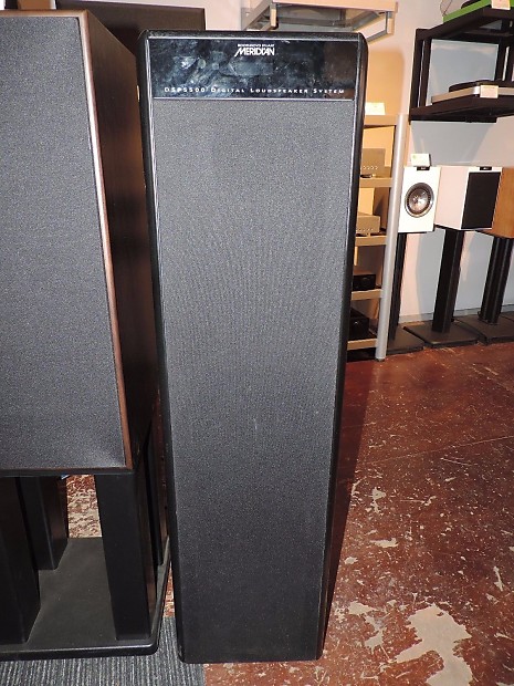 Meridian M1 Active Speakers ecoferros