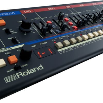 Roland JU-06A JUNO-106 Boutique Series Synthesizer image 2