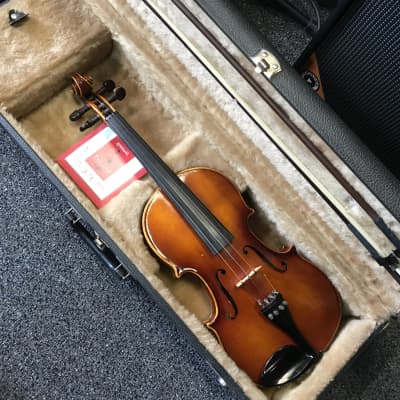 ER Pfretzschner 31/C Violin size 4/4  made in W Germany 1983 excellent condition with hard case , bows image 2