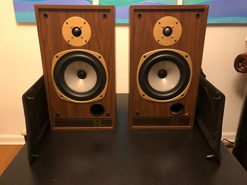 Tannoy Mercury M20 Walnut Hi-Fi Speakers (1987) w/ original box u0026 grills!