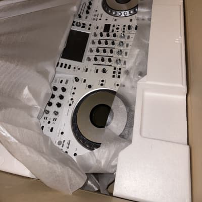 XDJ-XZ-W (archived) (white) - Pioneer DJ