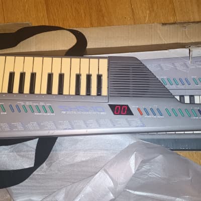 Yamaha SHS Keytar 1987 - grey image 1