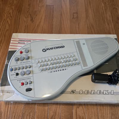 Suzuki Omnichord OM-84 | Reverb