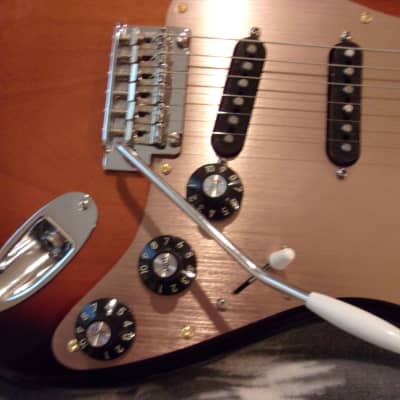 Fender Player Stratocaster 2020 - Sunburst image 2