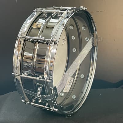 Ludwig Black Beauty 5X14 Snare Drum w/Tube Lugs, Smooth Shell, LB416T image 2