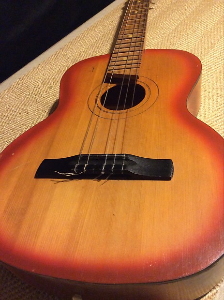 Russian classical guitar top