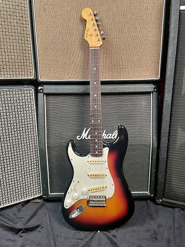 レリックStratocaster Dick Dale - 1980s Japanese lefty Fender Strat | Reverb