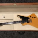 Gibson The Explorer CMT 1982 Natural with Curly Maple Top, Tim Shaw Dirty Fingers T-Tops and HSC