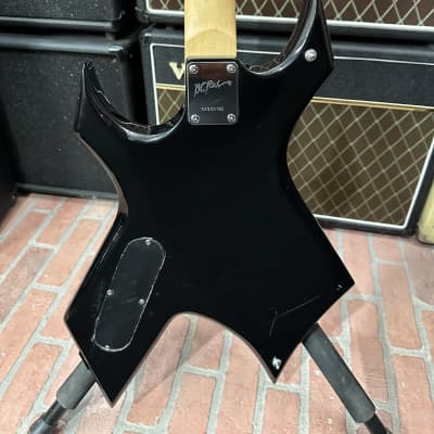 B.C. Rich Tribal Warlock Black White image 3