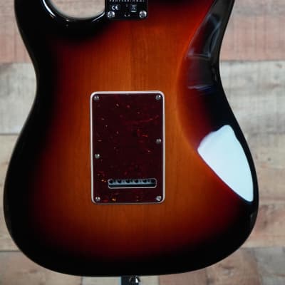 Fender  American Professional II Stratocaster®, Rosewood Fingerboard, 3-Color Sunburst image 6