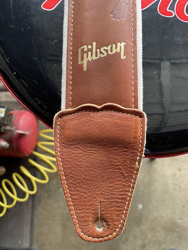 Gibson Hummingbird Padded Strap Excellent Condition Reverb