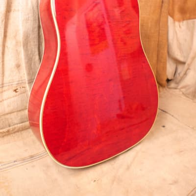 Gibson  Dove 1967 - Sunburst image 7